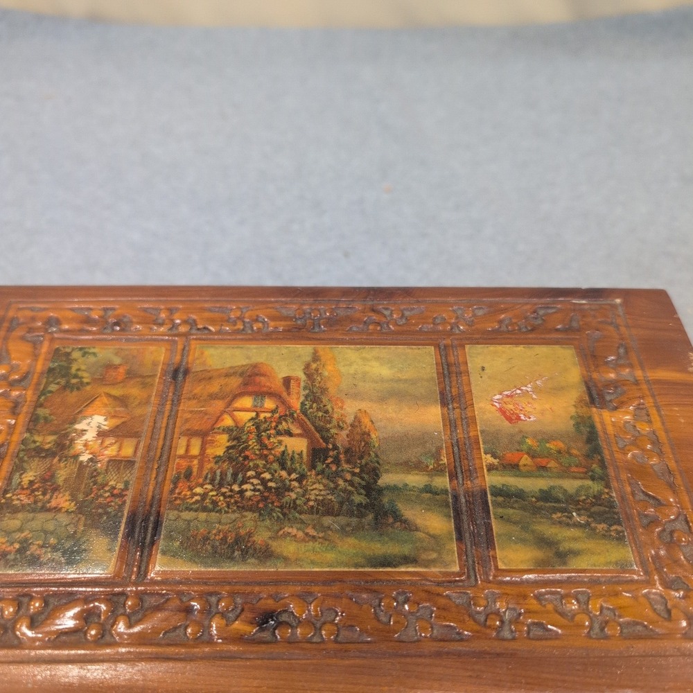Vintage Cedar Wood Keepsake Chest Cottage Landscape Mirror Jewelry Box Latch - Picture 3 of 10